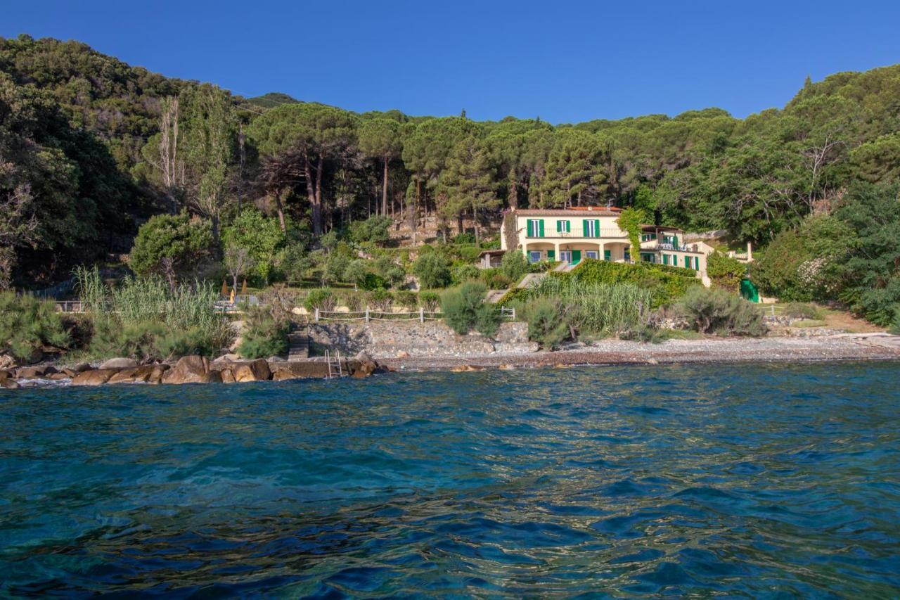 Villa Le Sprizze A Bordo Del Mare - Goelba Марчана Марина Екстериор снимка