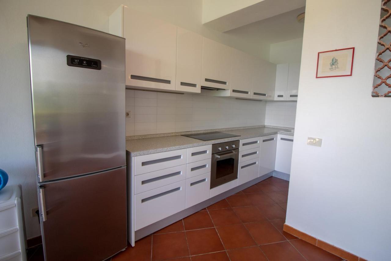 Villa Le Sprizze A Bordo Del Mare - Goelba Марчана Марина Екстериор снимка