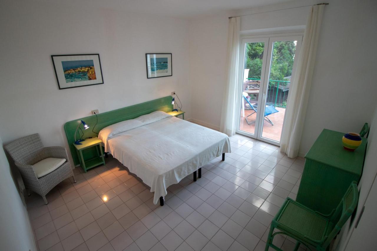 Villa Le Sprizze A Bordo Del Mare - Goelba Марчана Марина Екстериор снимка