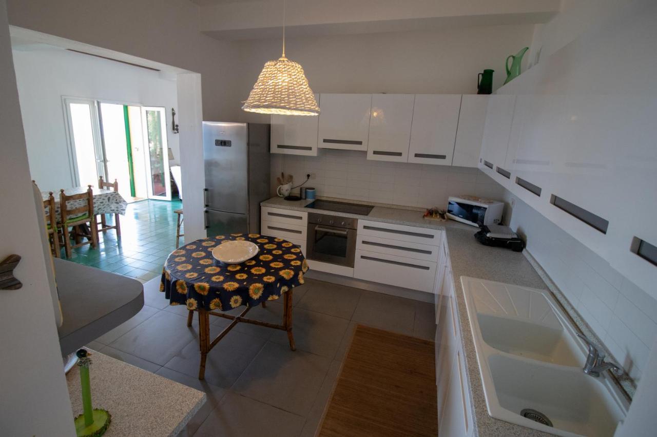 Villa Le Sprizze A Bordo Del Mare - Goelba Марчана Марина Екстериор снимка