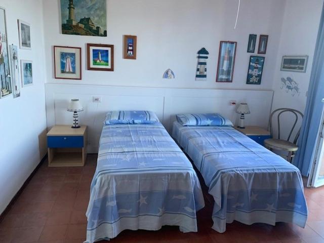 Villa Le Sprizze A Bordo Del Mare - Goelba Марчана Марина Екстериор снимка